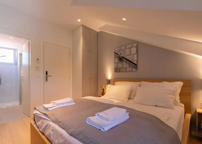 Old Town Apartments U Nikse