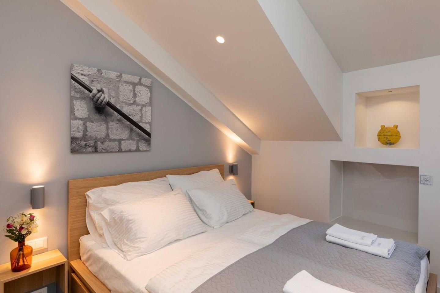Old Town U Nikse Apartman *